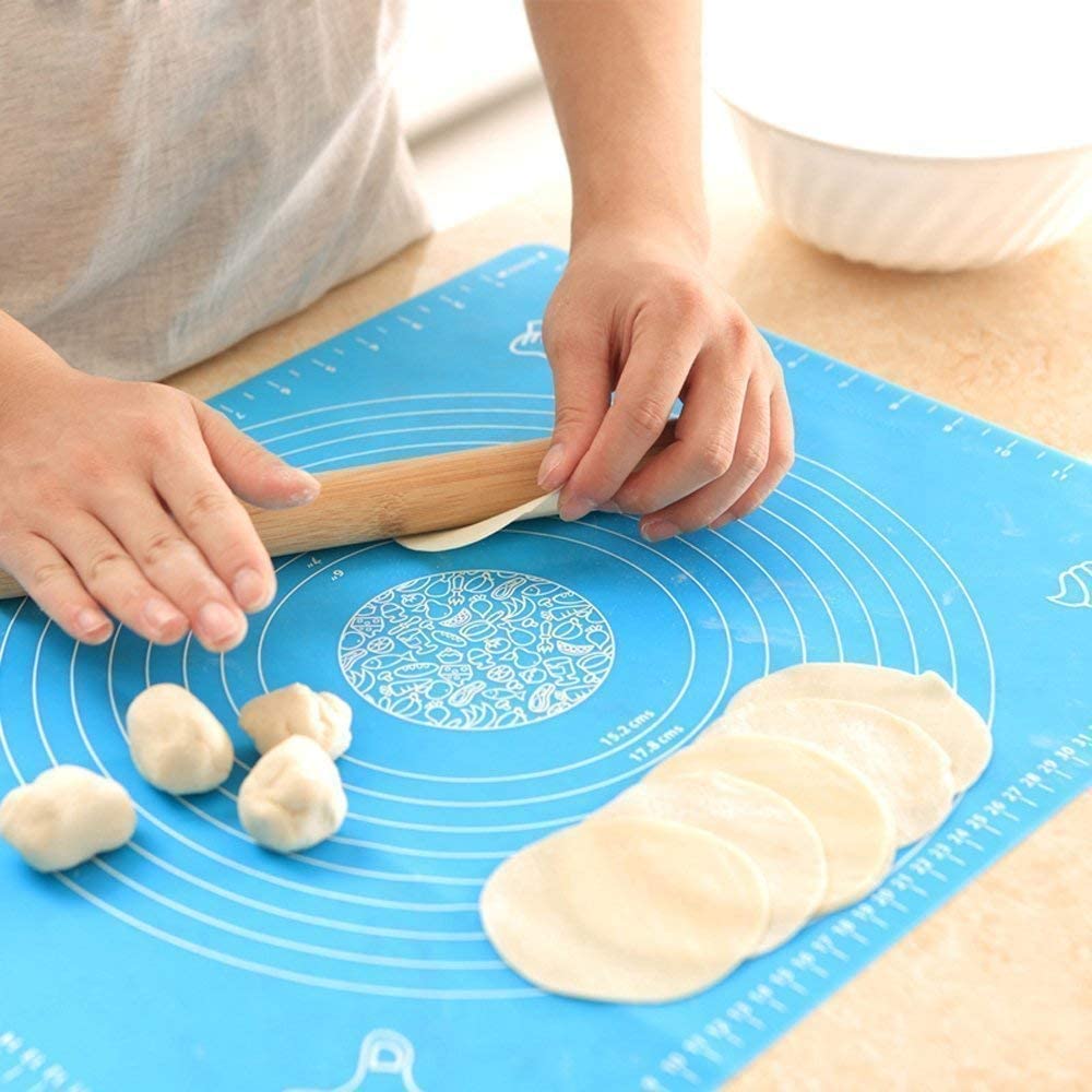 E-COSMOS Silicone Baking Mat Silicone Chapati Atta Kneading Mat Non-Stick Fondant Rolling Mat Stretchable for Kitchen Roti Chapati (Baking Mat 50 * 40 cm)(Multicolor) (DW-2)